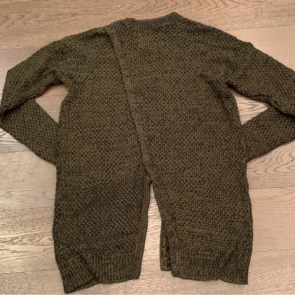 **SOLD**Abercrombie and Fitch cardigan bundle lot - 2 pieces - Picture 3 of 15